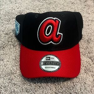 New Era Atlanta Braves 9TWENTY Adjustable Baseball Cap in Navy Blue and Red